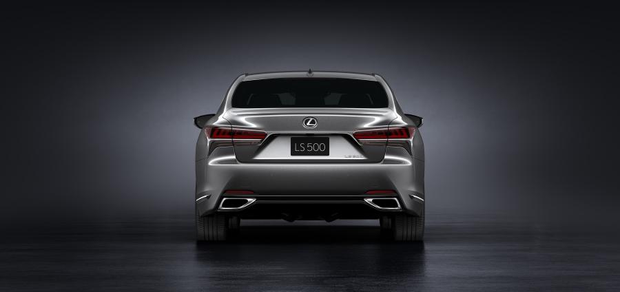  Lexus LS500 2017 года  (NA) (фото 42 из 67)
